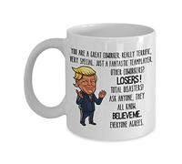 Trump Mug pour un excellent collègue Mug - 11 ou 425,2 gram travail travail Intérieur de bureau Républicain Conservateur Donald J Trump supporter Gifts Funny Tasses à café 11oz blanc