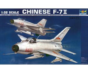 Trumpeter 02216 - 1:32 Shenyang F-7 II - Neuf