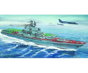 Trumpeter 05207 - Maquette 1:550 Porte-avions USSR Kiev Minsk - Neuf