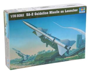 Trumpeter 1:35 - Missile de Ligne directrice SA-2 sur Le Lanceur