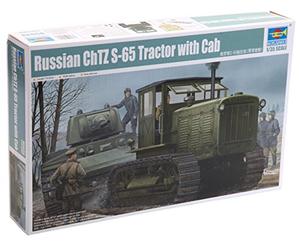 Trumpeter 1:35 - Tracteur ChTZ S-65 Chelyabinsk avec Cabine
