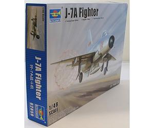 Trumpeter 1:48 - Chasseur Chinois J-7A Chengdu