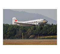 Trumpeter (TRUQR Maquette Avion : DC-3