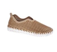 Ilse Jacobsen HORNBÆK | Flache Damen-Schuhe | Slip-on Sneaker mit Recyceltem Mikrofaser-Material und Rutschfester Natur-Gummisohle | Tulip3275 | Leicht Atmungsaktiv Umweltfreundlich | Latte | 37