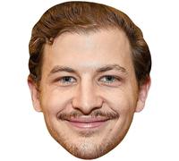Tye Sheridan (Beard) Big Head. Masque plus grand que nature.