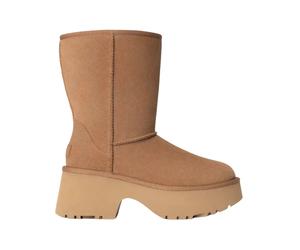 UGG - Bottes Élégantes Atteignent de Nouvelles Hauteurs - Femme - Chaussures - Brun - Taille: 40 EU