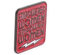ULDIGI Broche Féministe en Alliage Rouge Lettres Créatives, Broche Délicate et Résistante pour Femmes, Épingle à Poitrine Mode pour Vêtements et Paquet, Accessoire Chic Polyvalent