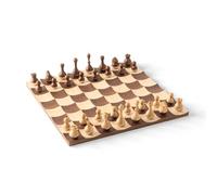 UMBRA Wobble Chess. Jeu d'échec Wobble. Avec pions en bois "culbuto". Plateau en bois. Dimension 38x38x3cm. 2 jouers