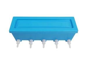 UMDHAIYI Mangeoire pour Petits Animaux de Ferme, bovins, Moutons, porcs, Outil d'alimentation du bétail avec 5 tétines, Bleu, capacité de 8 litres