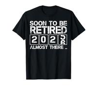 Un Compte à rebours Amusant Qui va bientôt Prendre sa Retraite 2026 T-Shirt