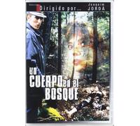 Un Cuerpo en El Bosque [Import]