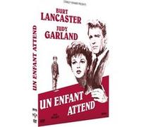 Un Enfant Attend