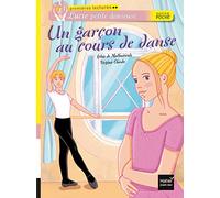 Un garçon au cours de danse