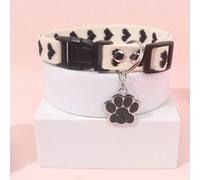 Un mignon renfort noir en forme de cœur pour animaux de compagnie. Collier pendentif pour le cou des petits chiens et chats à porter toute l'année (non adapté pour les gros chiens, à acheter avec préc