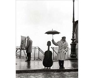 Un musicien sous la pluie ROBERT DOISNEAU (24 cm x 30 cm) Affiche + Original tesa Powerstrips (1 Pack/20 Stk.)