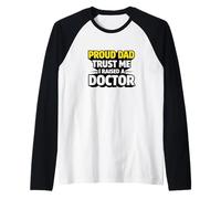 Un père Fier, Un médecin, Un Parent, Un diplômé de la faculté de médecine Manche Raglan