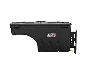 UNDERCOVER SwingCase Boîte de rangement pour lit de camion | SC104D | Convient aux Chevy/GMC Silverado/Sierra 1500 2019-2023 côté conducteur