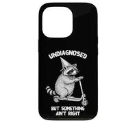 Undiagnosed But Something Ain't Right Funny Raccoon Scooter Coque pour iPhone 13 Pro