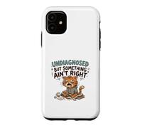 Undiagnosed But Something Ain't Right Grumpy Funny Cat Coque pour iPhone 11