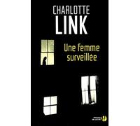 Une femme surveillée