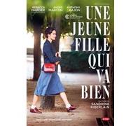 Une Jeune Fille Qui Va Bien