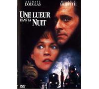 Une lueur dans la nuit by Unknown
