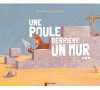 Une poule derrière un mur