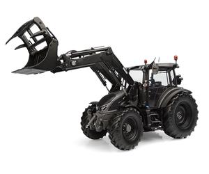 Universal Hobbies Valtra G135 avec Chargeur - Couleur Titanium Grey