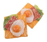 Uonlytech 2 Pièces Faux Toast Simulé avec Œuf Au Plat Accessoires Décoratifs Réalistes pour Photographie Alimentaire Vitrine Boulangerie et Restaurant
