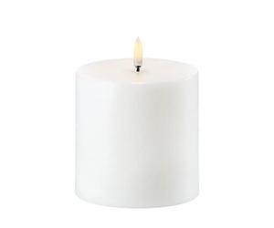UYUNI - LED Pillar Candle - Nordic White - 10,1 x 10,1 cm (UL-PI-NW-C10110)
