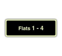 V Safety Flats 1-4 Panneau en vinyle triple lueur Noir 450 x 150 mm | Phosphorescent | Vinyle auto-adhésif triple lueur | Signalisation de sécurité professionnelle - Fabriqué en Grande-Bretagne