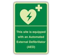 V Safety Panneau de défibrillateur externe automatisé (AED) sur site 200 x | Brille dans le noir | Plastique rigide double lueur | Signalisation de premiers secours - Fabriqué en Grande-Bretagne