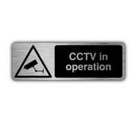 V Safety Panneau de sécurité triangulaire CCTV In Operation en aluminium brossé 3 mm Noir 600 x 200 mm