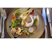 Valable le week-end (vendredi et samedi midi et soir): menu Retour du marché avec coupe de champagne pour 2 personnes