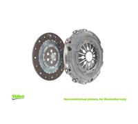 Kit d'embrayage pour véhicules avec embrayage à commande par pression 832271