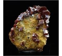 Vanadinite. 61.0 Ct. Mibladen Mining District, Midelt, Maroc.
