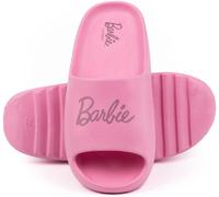Barbie Sliders Femme | Sandales avec logo de poupée emblématique rose pour dames | Beachwear Maillot de bain Chaussures d’été Chaussures