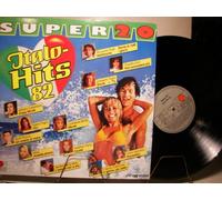 VARIOUS ARTISTS - SUPER 20 - ITALO HITS 82 - VINYL