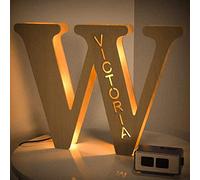 VEELU Lettres Lumières Personnalisés Prenom Alphabet Lumineux Lampe LED En Bois Gravé Mur Lumière pour Anniversaire Décoration Maison Noël