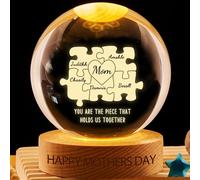 Veilleuse en forme de boule à neige en cristal personnalisée avec nom de maman, papa et enfants avec noms que vous êtes la pièce qui nous tient ensemble Lampe LED avec base en bois Décoration de