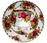 Vendu : Royal Albert/Original/Old Country Roses/Petit/1 tasse - 1 soucoupe - 1 assiette à gâteau/Original/Chine d'os /Angleterre
