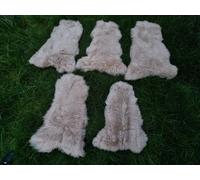 Véritable peau de mouton écologique agneau brun clair / cappuccino 2e choix lot prix spécial 100-110cm de long
