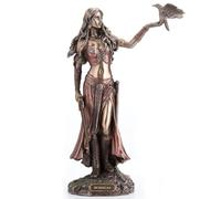 Veronese Design Morrigan Statue Celtique déesse de la Bataille Tenant Un Corbeau et Une épée Finition Bronze