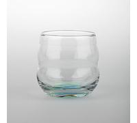 Verre Mythos complètement laissé.