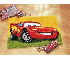 Vervaco Kit tapis au point noué Disney Lightning McQueen,multicolore,60 x 2 x 30 cm