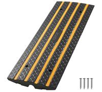 VEVOR Rampe de Trottoir, 65 mm, Rampe de Seuil d'Accès en Caoutchouc Antidérapante, Capacité de Charge 15 tonnes, avec Bandes Réfléchissantes Jaunes, pour Passage Quai de Chargement, Entrepôt, Garage