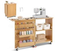 VEVOR Table de couture pliante, table pour machine à coudre polyvalente avec design compact, roulettes, étagères, plateaux de rangement, chevilles en bois et portes magnétiques, couleur bois naturel