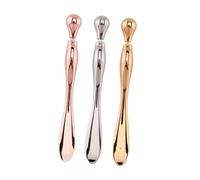 VICASKY Lot de 3 Applicateurs de Crème Yeux Métalliques, Sticks Mini Spatules Doré, Argenté et Rose, Cuillères à Masque Facial pour Massage et Soin des Yeux, Anti-poches, Utilisation