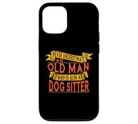 Vieil homme de chiens-gardien - ne le sous-estimez jamais Coque pour iPhone 12/12 Pro