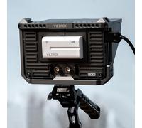 VILTROX DC-X3 Ensemble de moniteurs SDI avec cage de rig, écran tactile de 15,2 cm pour appareil photo reflex numérique 4K HDMI, 2000 nits visible à la lumière du jour, avec batterie/pare-soleil/étui